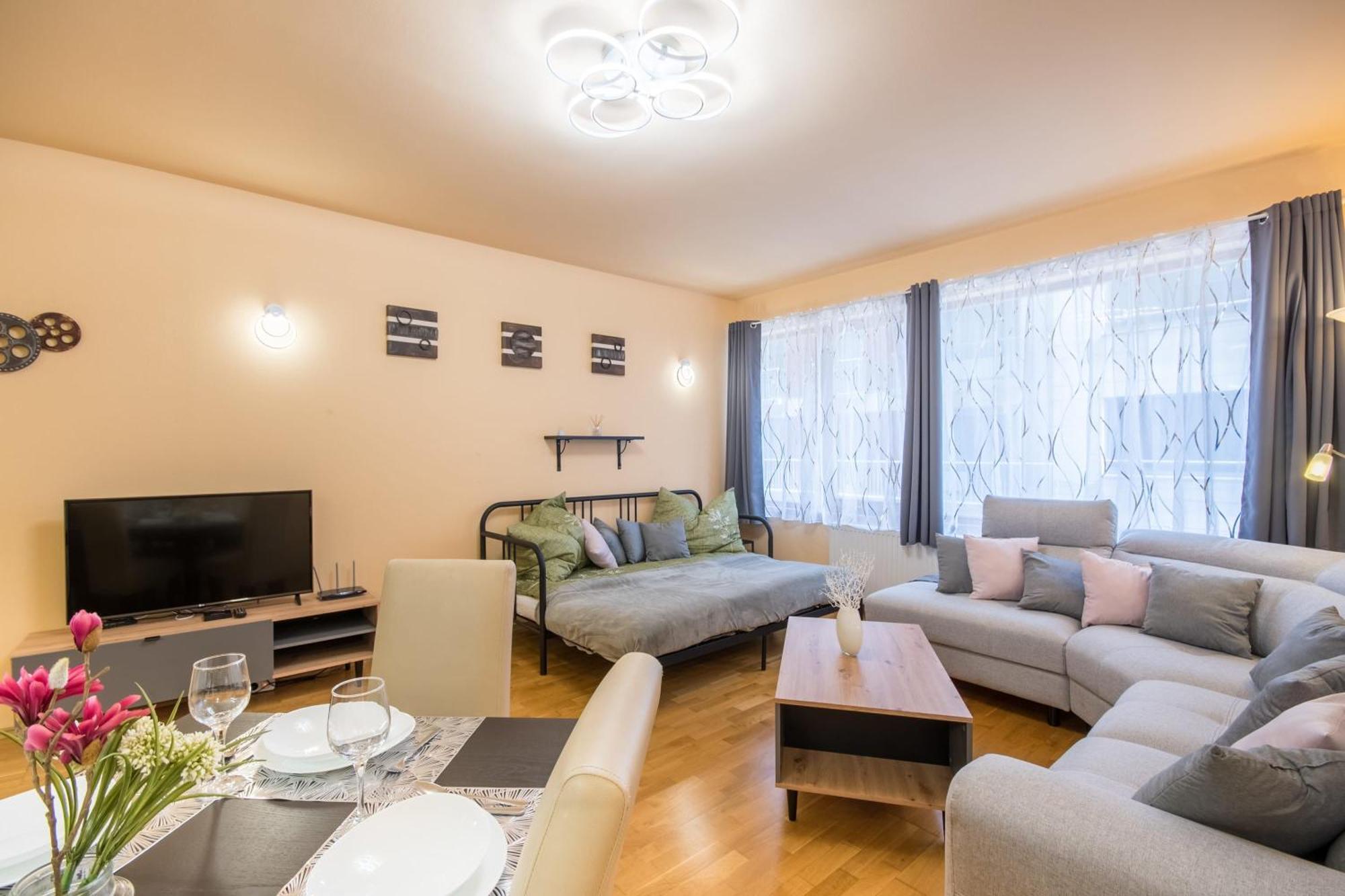 Very Central - Large - Balcony - Comfy Daire Budapeşte Dış mekan fotoğraf